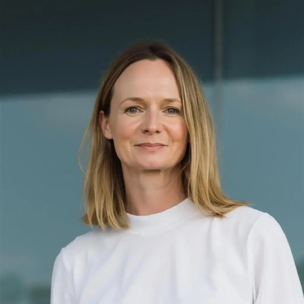 andweekly-Birgit Sfat